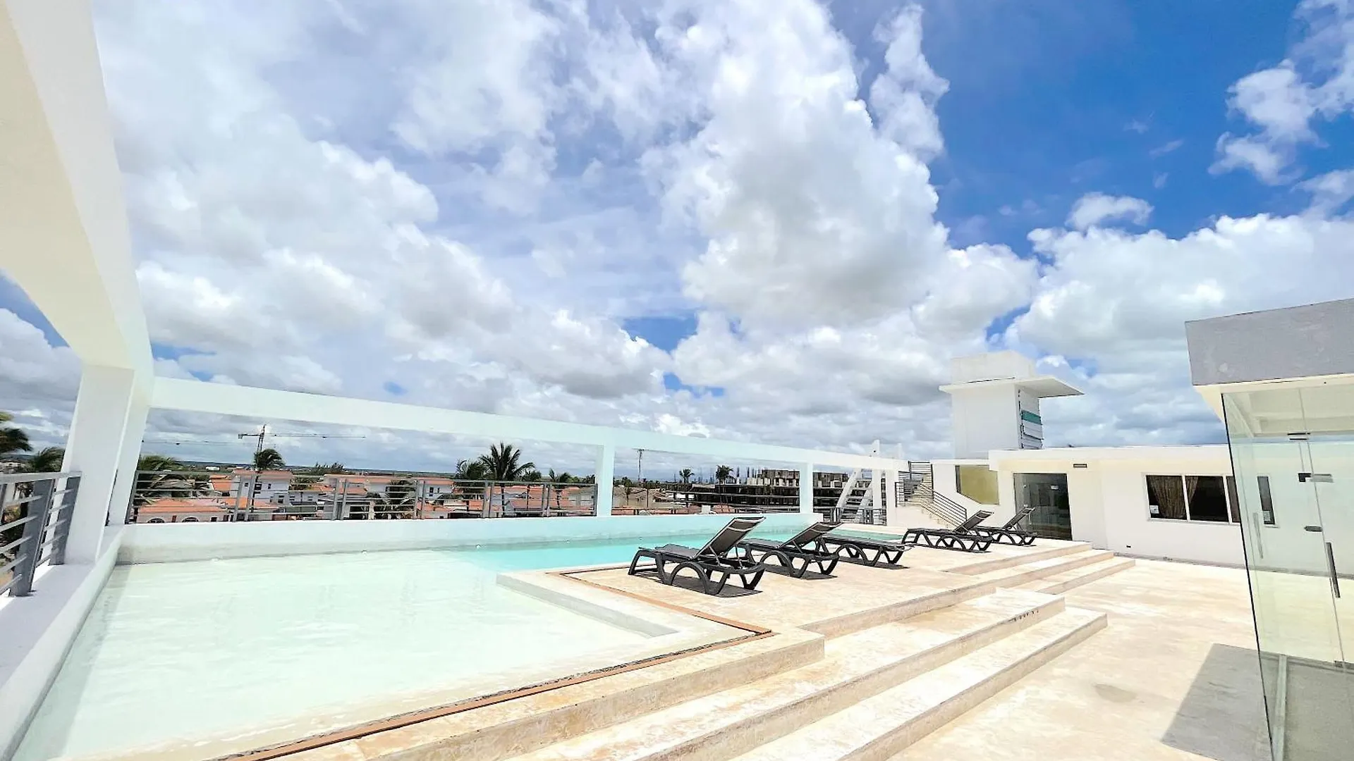 ***** 호텔 Ducassi Suites Rooms Beach Playa Bavaro Wifi Parking Rooftop Pool Spa 푼타 카나 도미니카 공화국