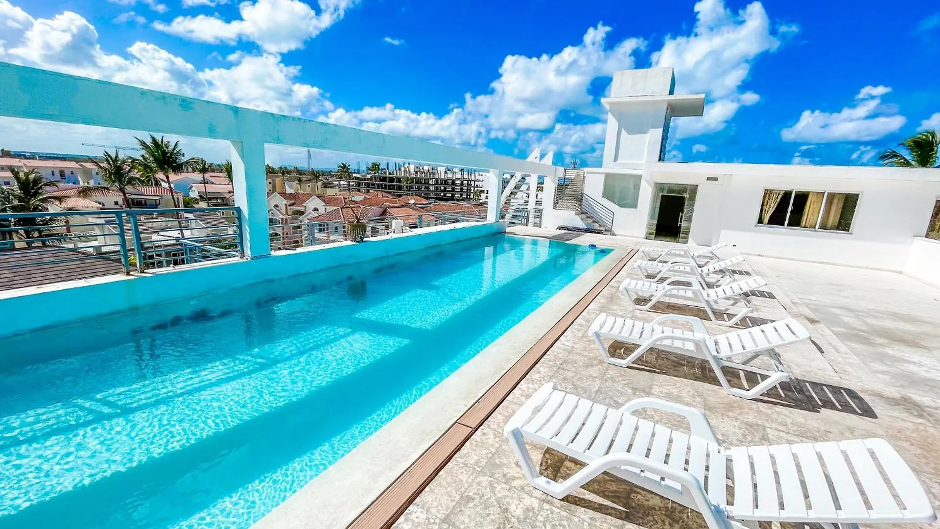 Ducassi Suites Rooms Beach Playa Bavaro Wifi Parking Rooftop Pool Spa Punta Cana